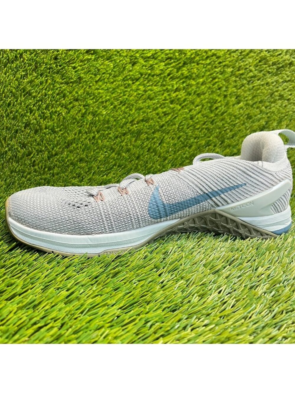 Nike Metcon DSX Flyknit 2 Womens Size 10 Gray Athletic Training Shoes Sneakers